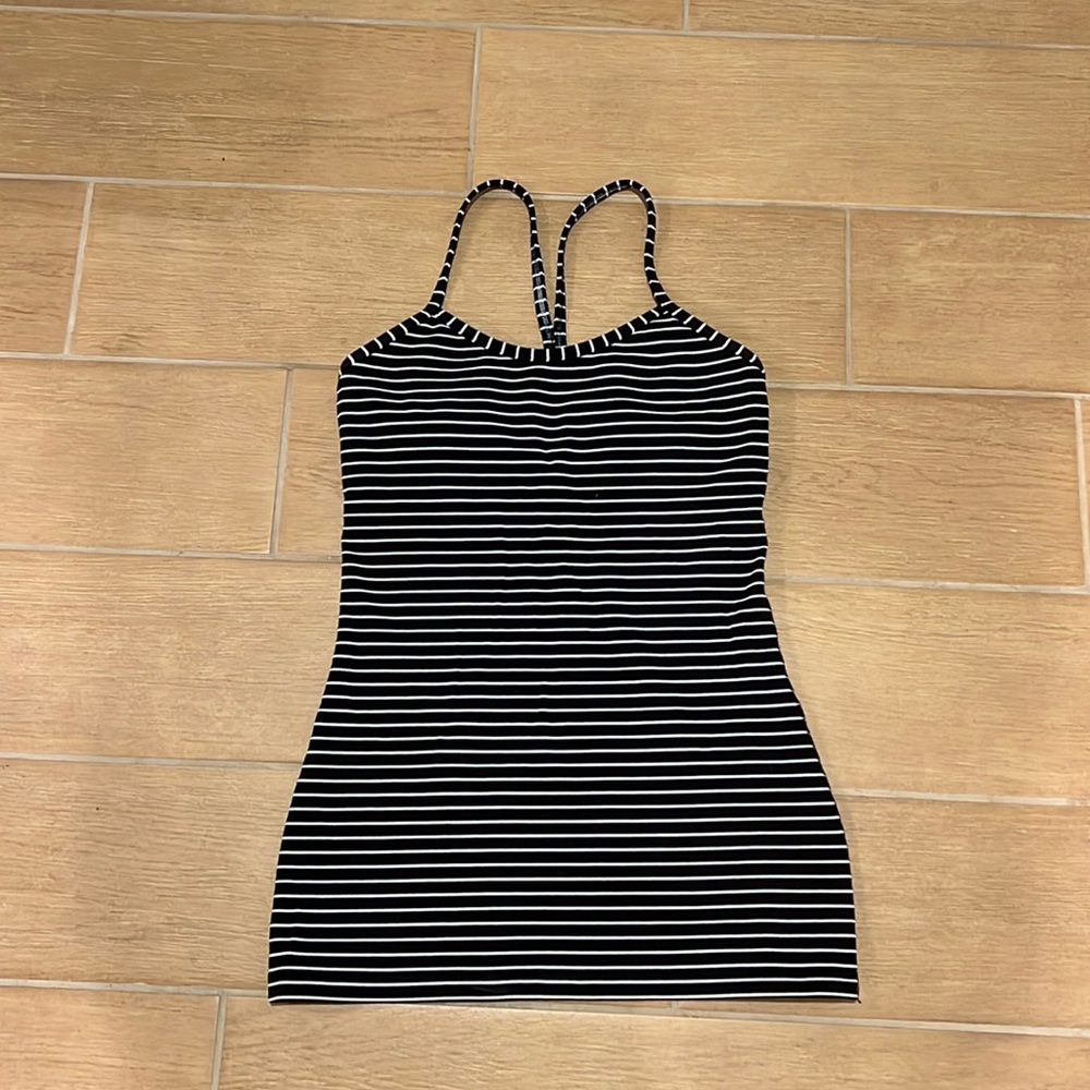 Lululemon racerback tank black and white striped size 4